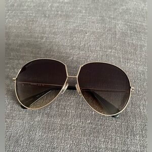Max Mara Gold Frame Women's Aviator Sunglasses - Brand New & Never Used